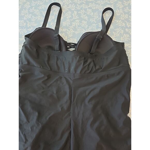 Torrid Womens Swimwear Sz 2 Black Nylon Blend Crisscross Ruched 1 Piece Swimsuit - Picture 7 of 10